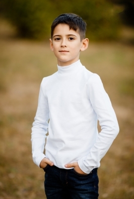 Maletă  cu guler stei, albă