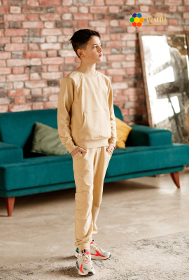 Tracksuit, 2 threads